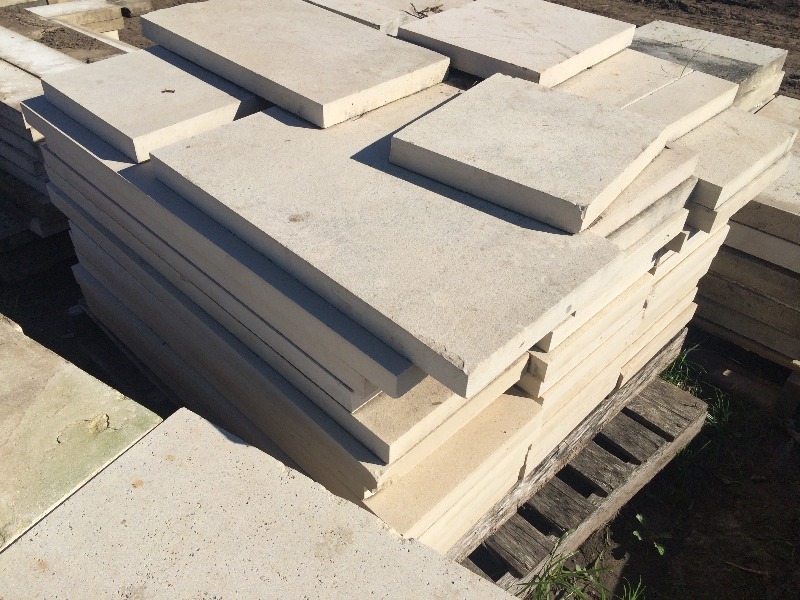 lot 84 image: Pavers, Decretive Stone, Block    36 x 12 x 1.75   random sizes   Assorted Pallet Lot