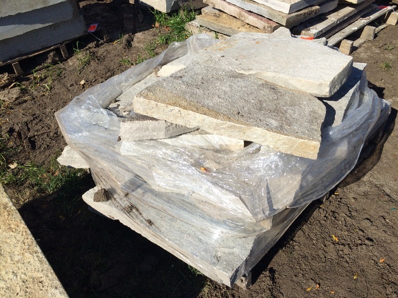 lot 144 image: Pavers, Decretive Stone, Block   random sizes  pallet lot