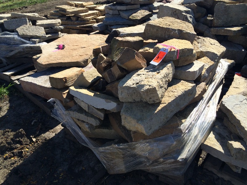 lot 152 image: Pavers, Decretive Stone, Block   random sizes  pallet lot