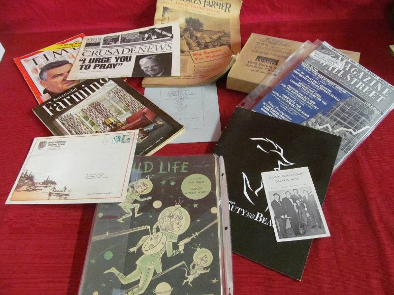 lot 27 image: Vintage MagazinesCatalog