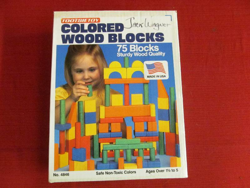 lot 32 image: Tootsie Toy Wood Blocks