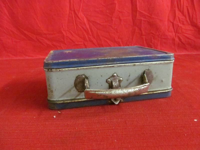 lot 53 image: Vintage Lunch Box