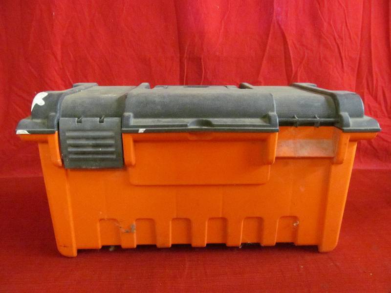lot 67 image: Tool Box