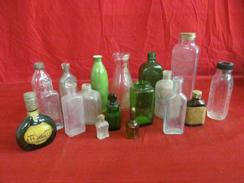 lot 117 image: Vintage Bottles