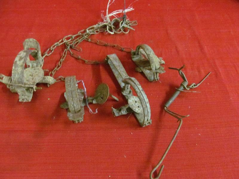 lot 136 image: Vintage Traps