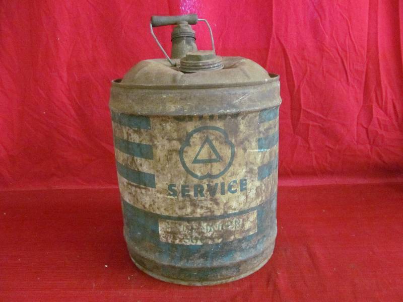 lot 144 image: Vintage Can