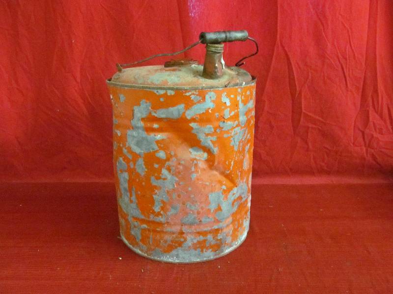 lot 146 image: Vintage Gas Can