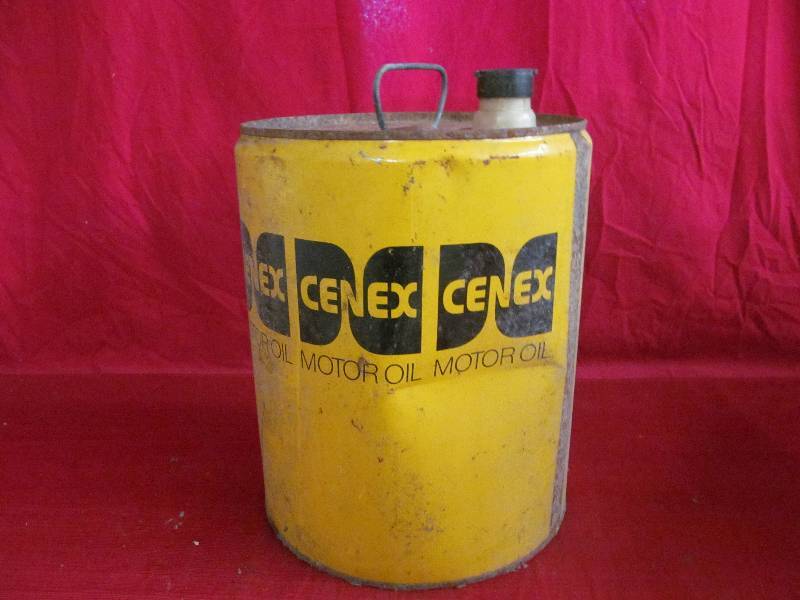 lot 149 image: Vintage Oil Can