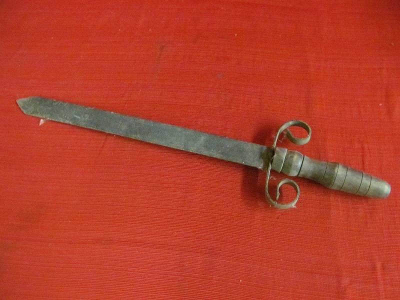 lot 161 image: Vintage Sword