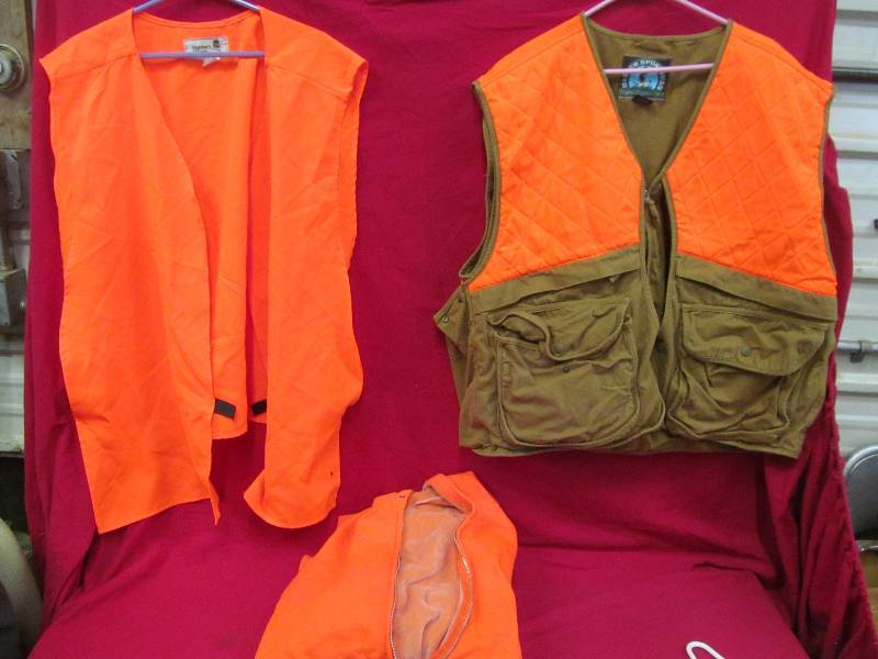 lot 185 image: Hunting Outerwear