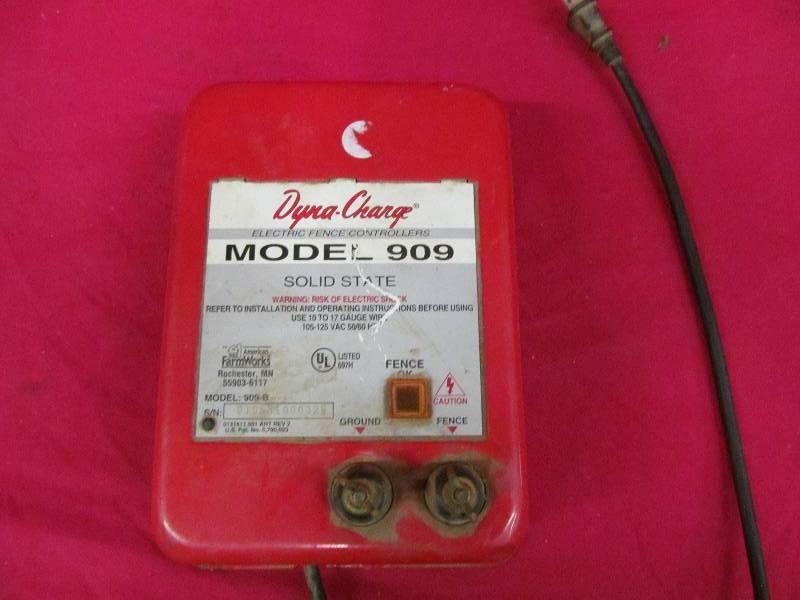 lot 199 image: Electric Fence Controller