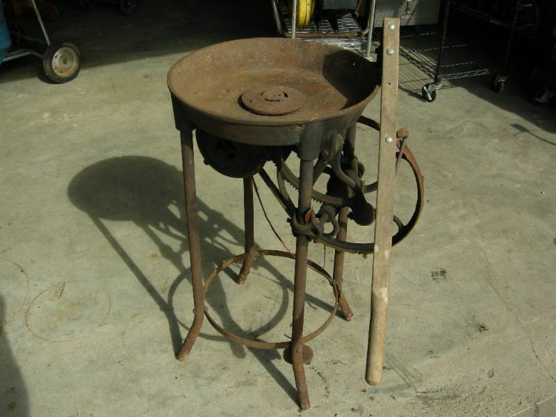 lot 21 image: Antique Blacksmith Forge