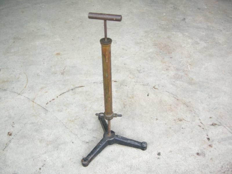 lot 42 image: Antique Tire Pump