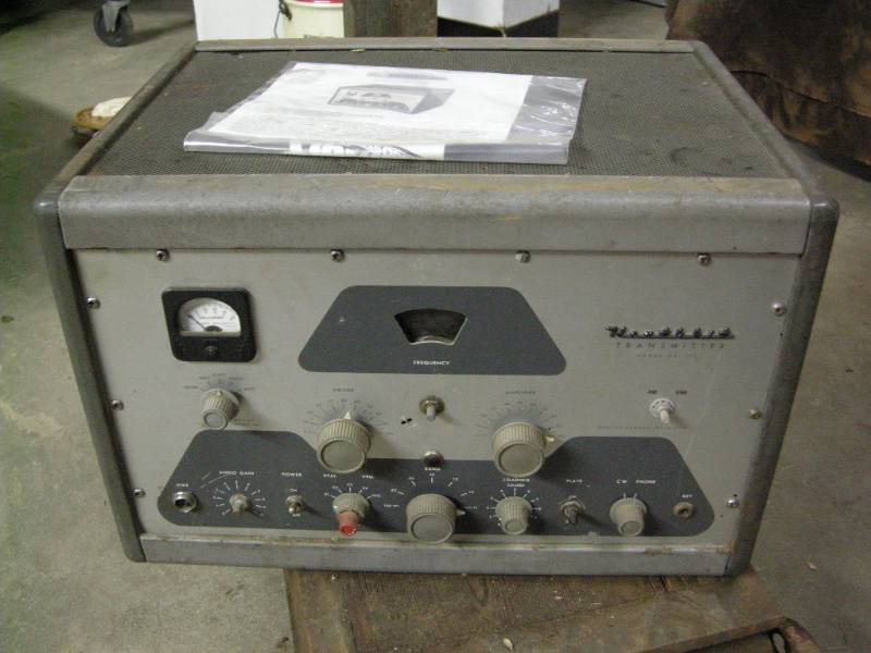 lot 84 image: Vintage Heathkit PhoneTransmitterHam Radio