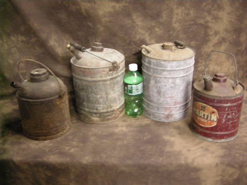lot 109 image: Old Metal Cans