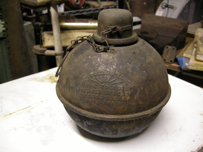 lot 117 image: Antique The Toledo Torch