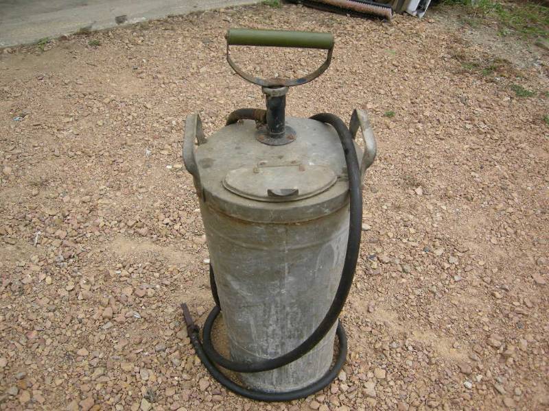lot 161 image: Vintage Sprayer