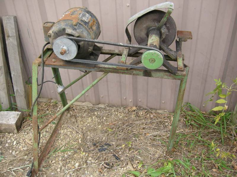 lot 166 image: Vintage Grinding Wheel