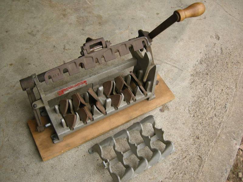 Antique Egg Carton Press Estate Mantiques, Outboards, HitNMiss