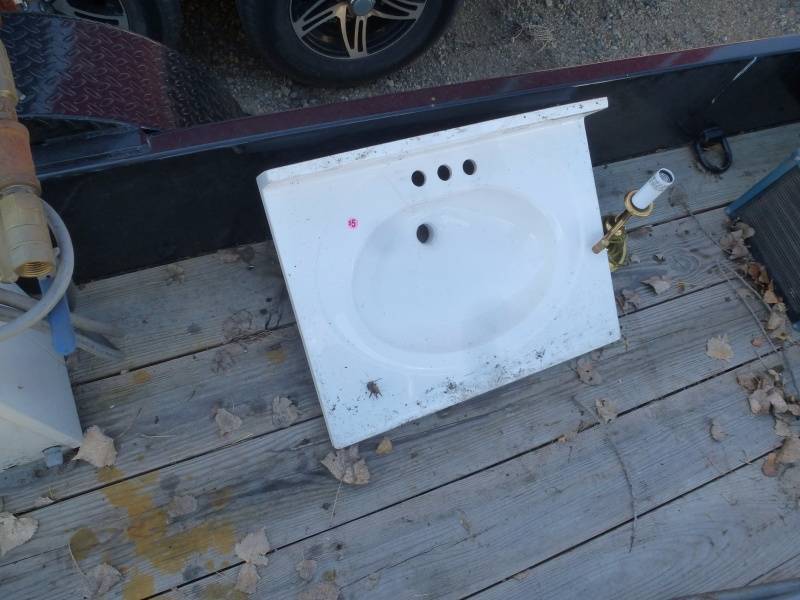 Bathroom sink
