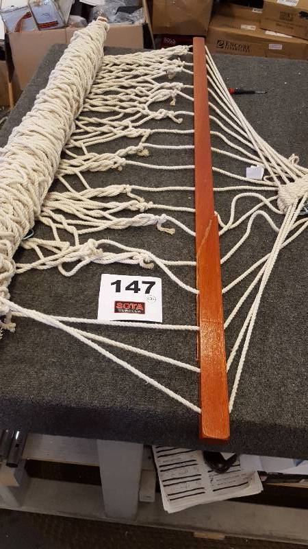lot 147 image: Algoma Hanging Hammock - NEW