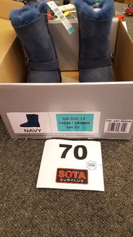 lot 70 image: Kidss Shearling Buckle Boot Navy - size 13 - NEW
