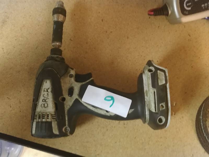 Makita 18 volt Portable LXT Impact Driver