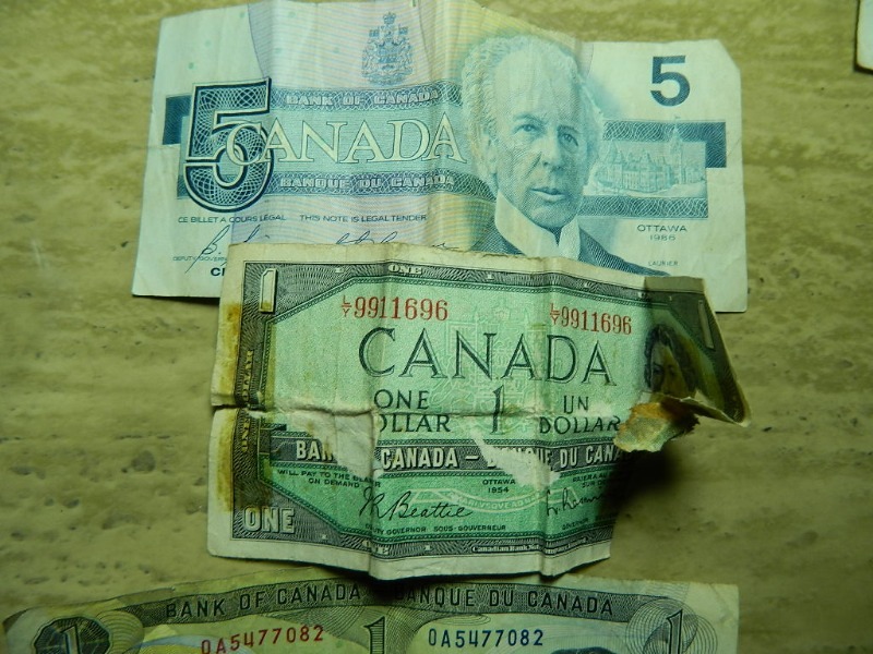 Canadian Currency