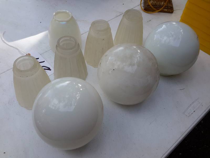 lot 48 image: Lamplight Globes as shown