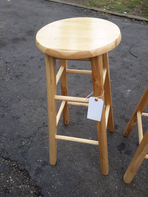 lot 63 image: 2 Solid wood bar stools.. 30 in h.