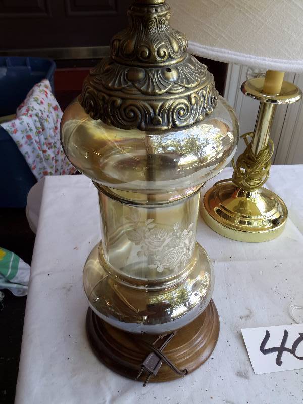 lot 40 image: 3 Lamps as pictured..