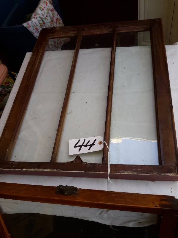 lot 44 image: Double Hung Window Pair. Bottom  24in x 32in  Top 24in x 31in