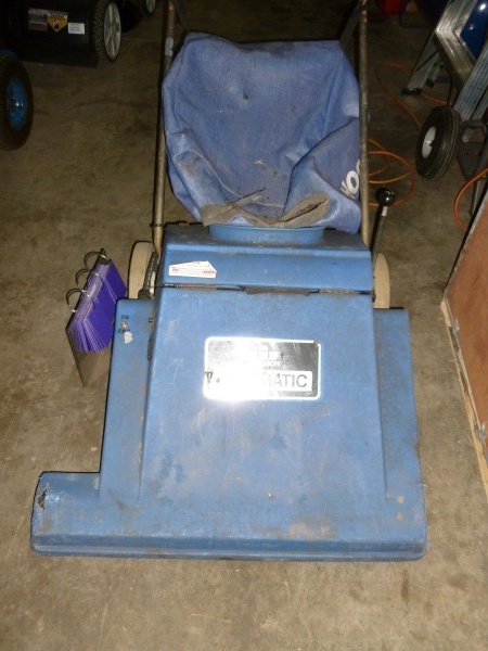 SnS Auctions # 233 Craftsman mower & generator