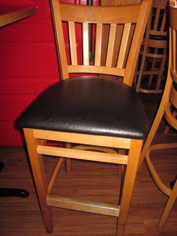 lot 127 image: High Top Table and 2 Chairs