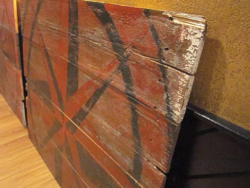 lot 68 image: Barn Board Painting of Compass Rose