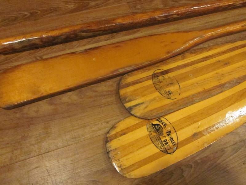 lot 71 image: Oars and Paddles