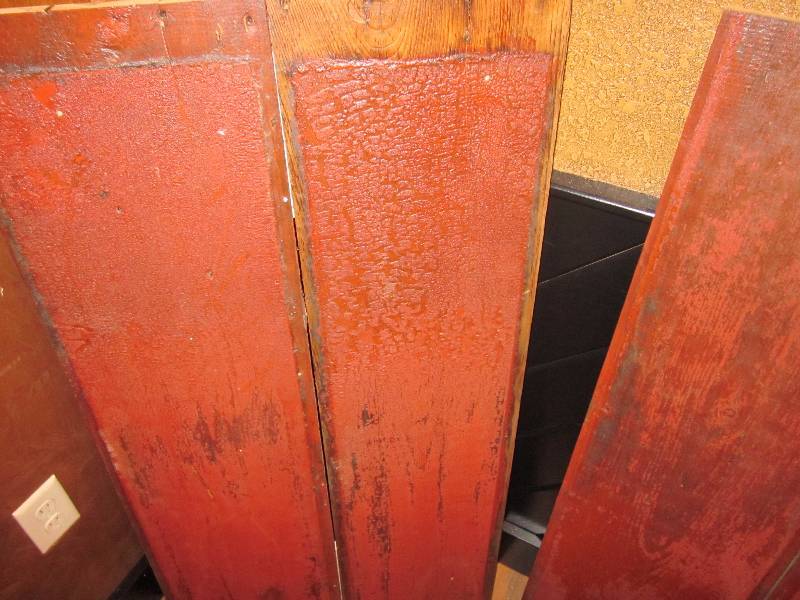 lot 272 image: 4 Barn Board Panels