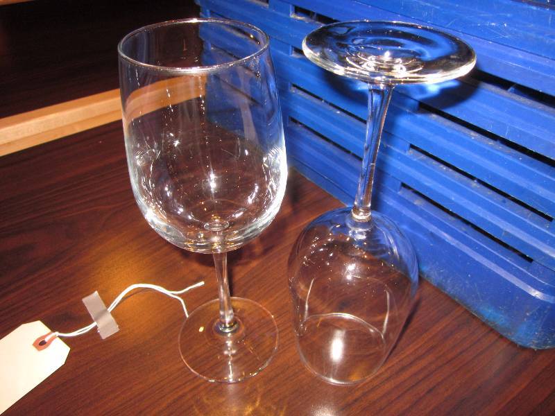 lot 143 image: Wine Glasses