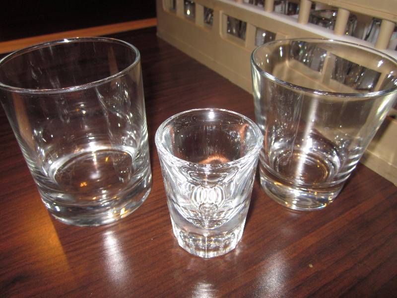 lot 153 image: Misc Glasses