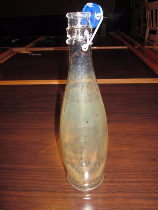 lot 176 image: Water Carafes
