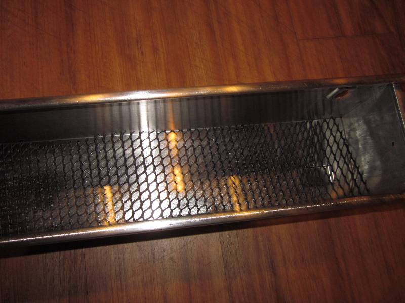 lot 179 image: Liquor Rail
