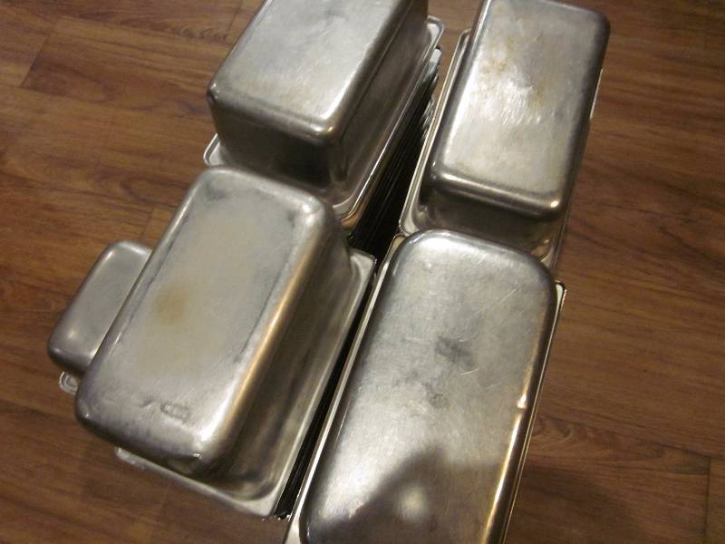 lot 231 image: Small Hot Food Pans