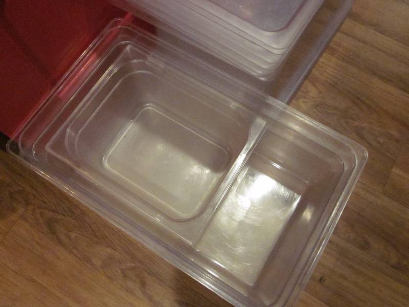 lot 236 image: Large Cold Food Storage Containers