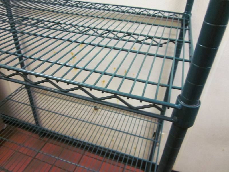 lot 252 image: Green Storage Shelf Unit