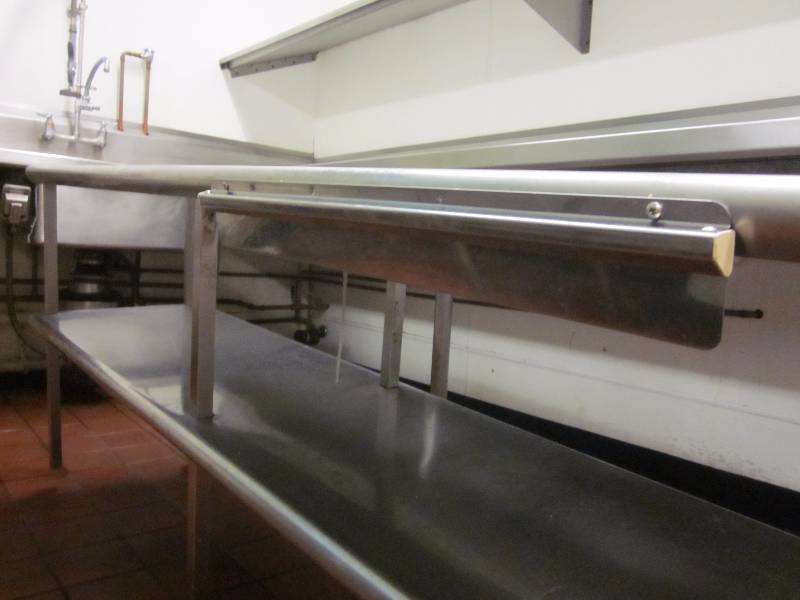 lot 9 image: Pass ThroughWindow Shelf Unit