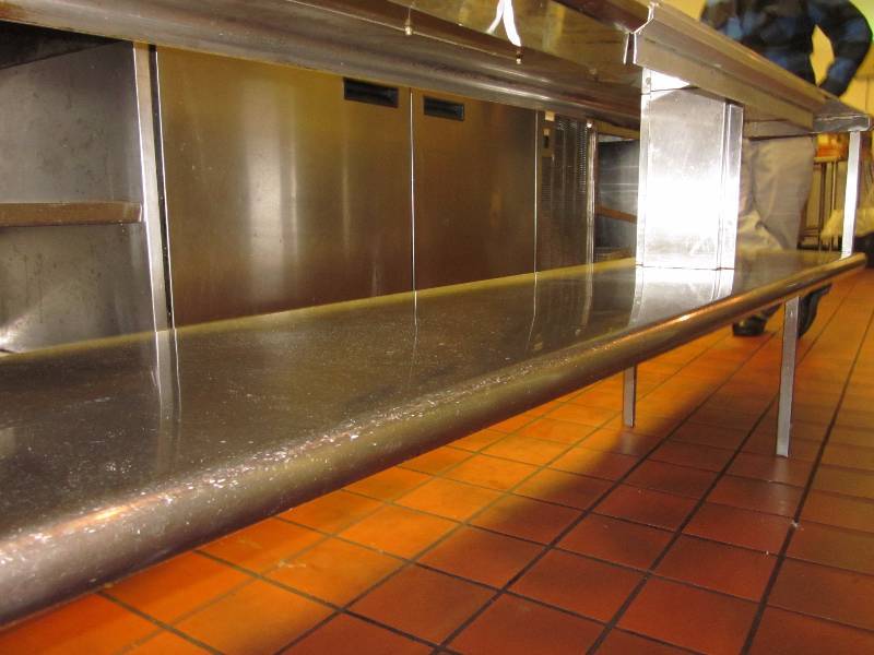 lot 10 image: Pass ThroughWindow Shelf Unit
