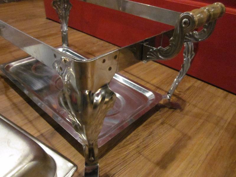 lot 58 image: 1 Chafing Pan Lid and Stand