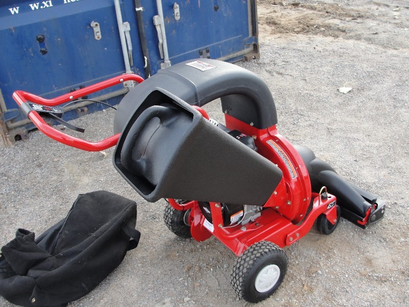 Troy Built CVS 206 Chipped ShredderVacuum