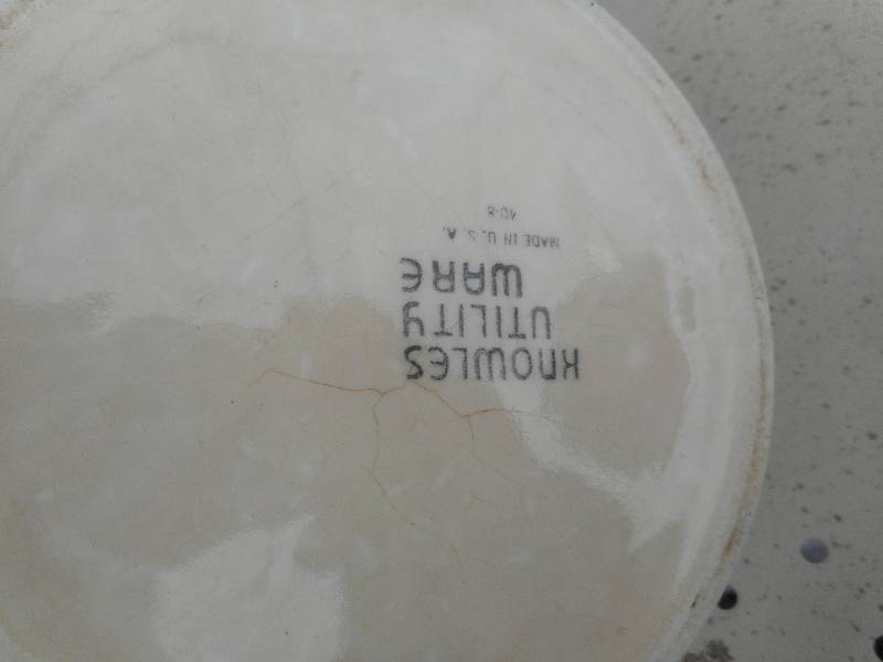 ANTIQUE KNOWLES UTILITY WARE BOWL