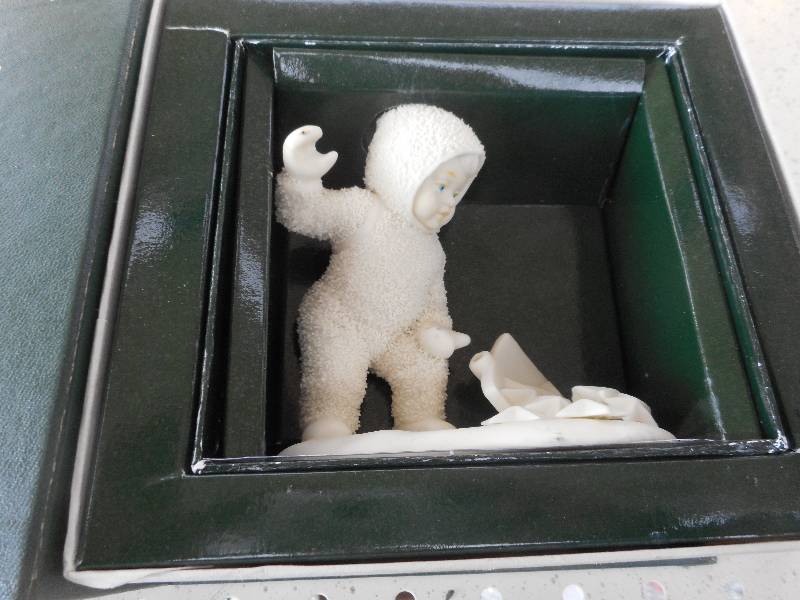 COLLECTIBLE SNOW BABY